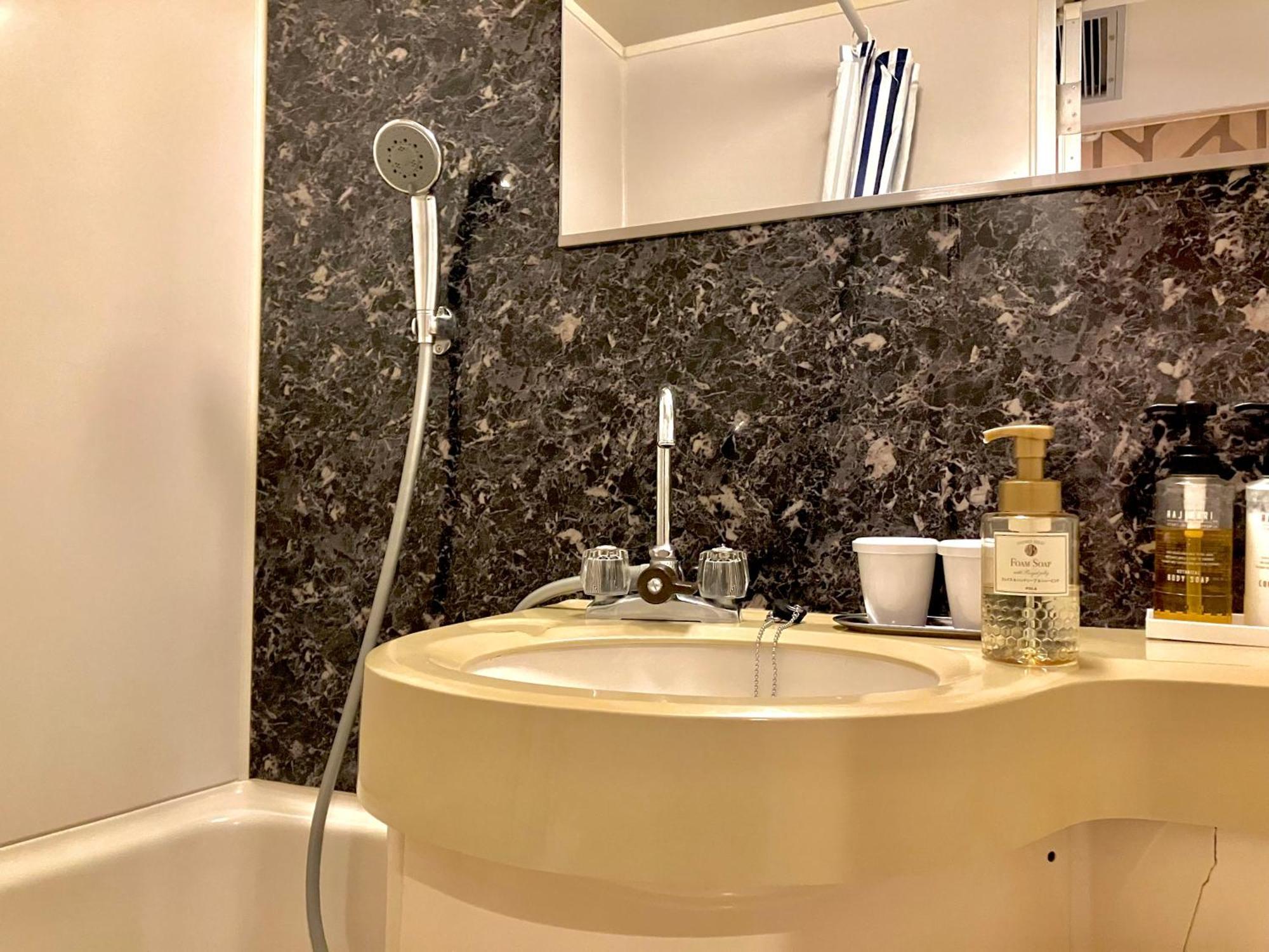 Hotel Livemax Mihara Ekimae Exteriér fotografie